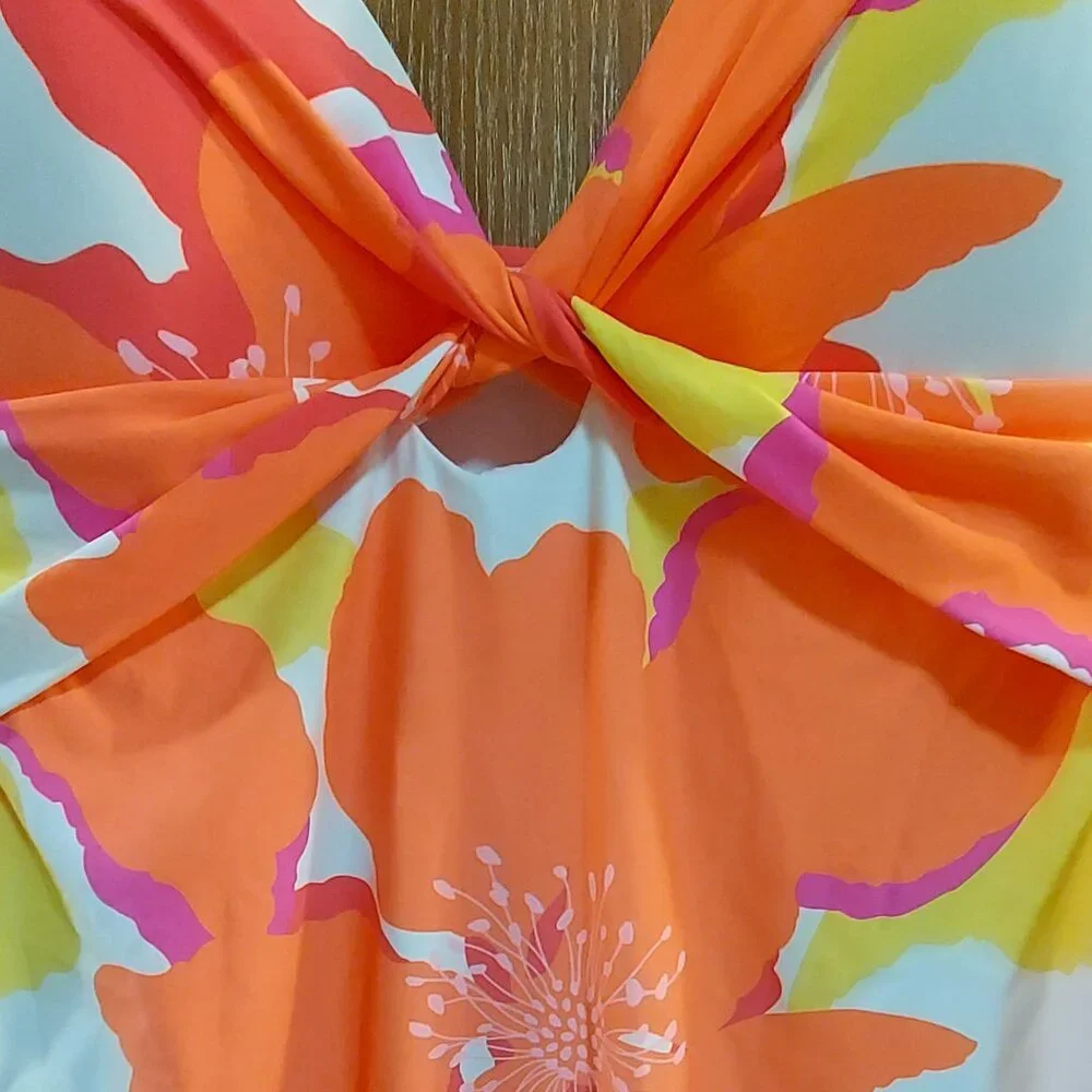 Freshwater Swimsuit - Picture 4 of 5